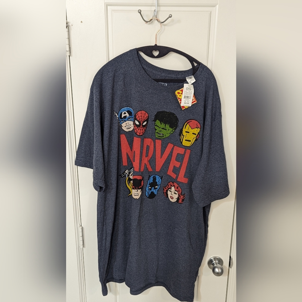 NWT mens DXL Marvel shirt size 3xlt